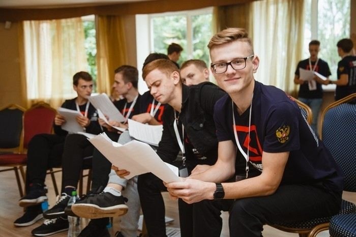 Какие категории граждан могут получить отсрочку от армии по кандидатской степени