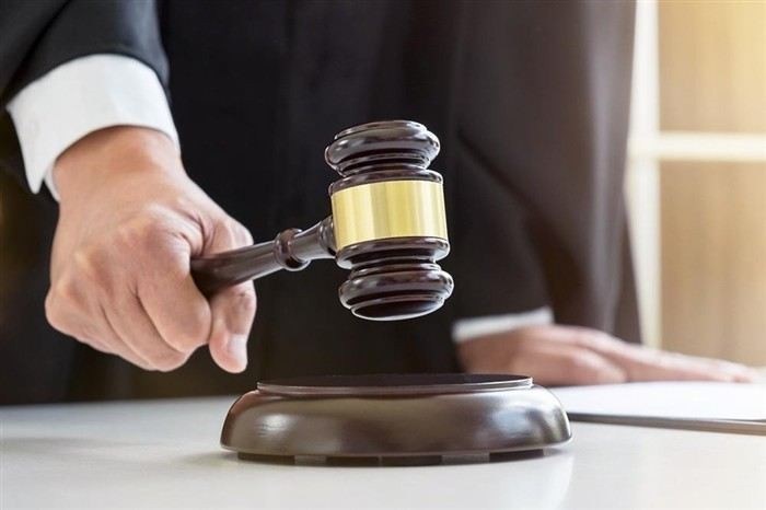 Когда работник может оспорить увольнение и какие условия для этого важны?