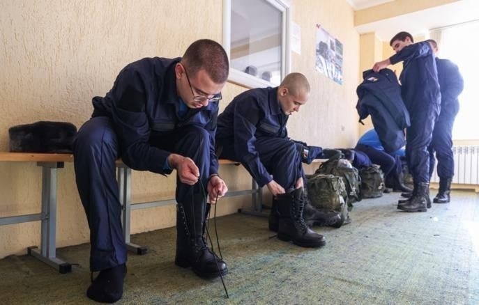 Ограничения для граждан, получивших повестку: что запрещено?