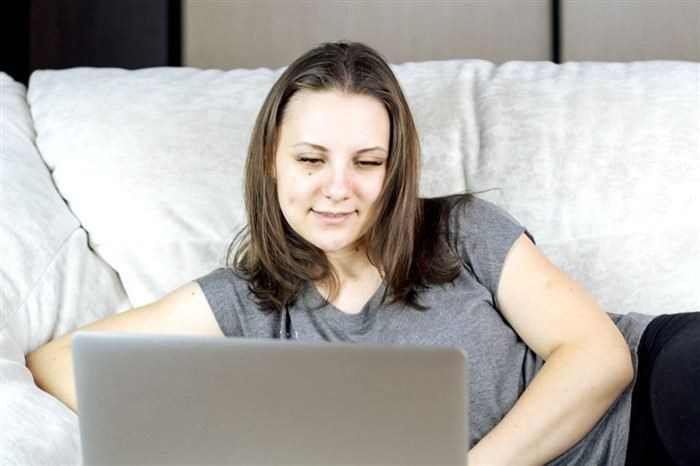 Работодатель обязан платить зарплату без договора: что важно знать