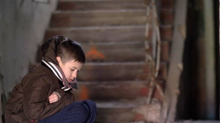 Кто имеет право на переселение из аварийного жилья