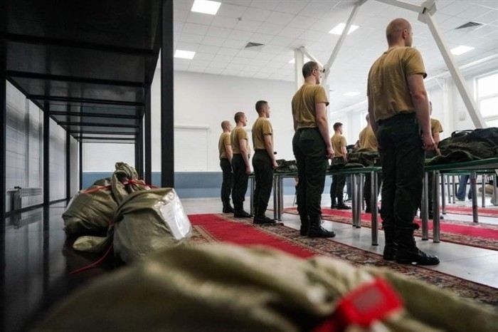 Как работодателю контролировать процесс учёта сотрудников и своевременно обновлять сведения о статусе работника