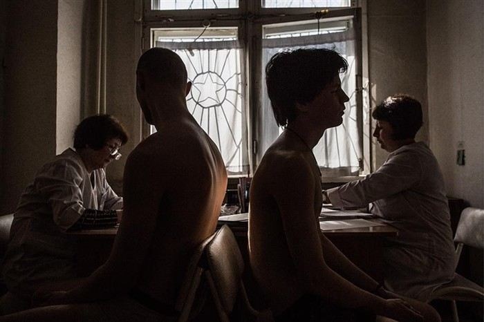 Прокурор разъясняет: права и обязанности при получении военного билета