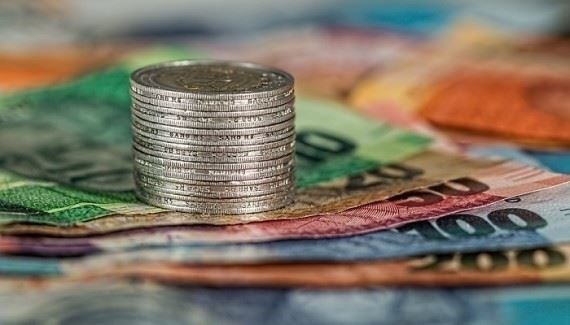 Кто оплачивает регистрационный сбор за договор дарения?