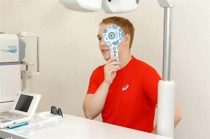 Берут ли в армию с миопией средней степени?