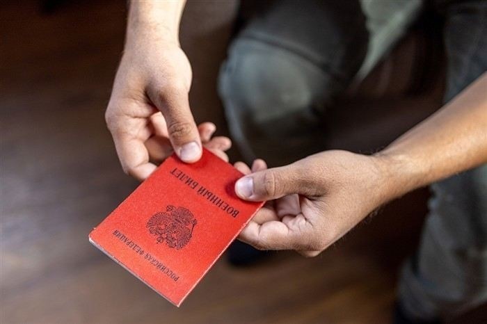 Как граждане и иностранцы могут пройти службу по контракту: ключевые требования