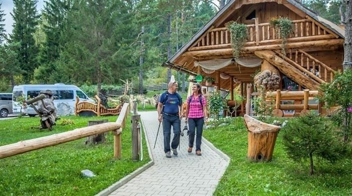Если участок сдан в аренду, договор расторгнут, а земля восстановлена