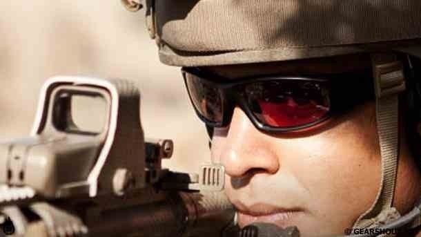 Тактические очки: критерии выбора для защиты в боевых условиях