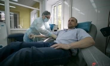 Безопасно ли сдавать кровь?
