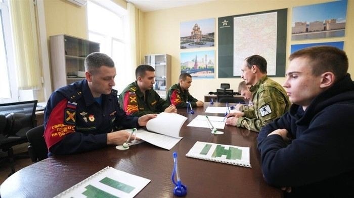 Какие социальные программы доступны семьям военнослужащих по контракту