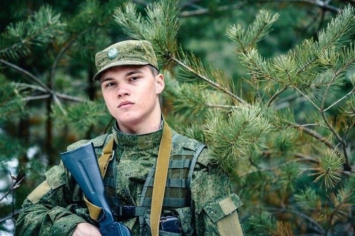 Как правильно подготовить сына к службе в армии: что важно обсудить до призыва